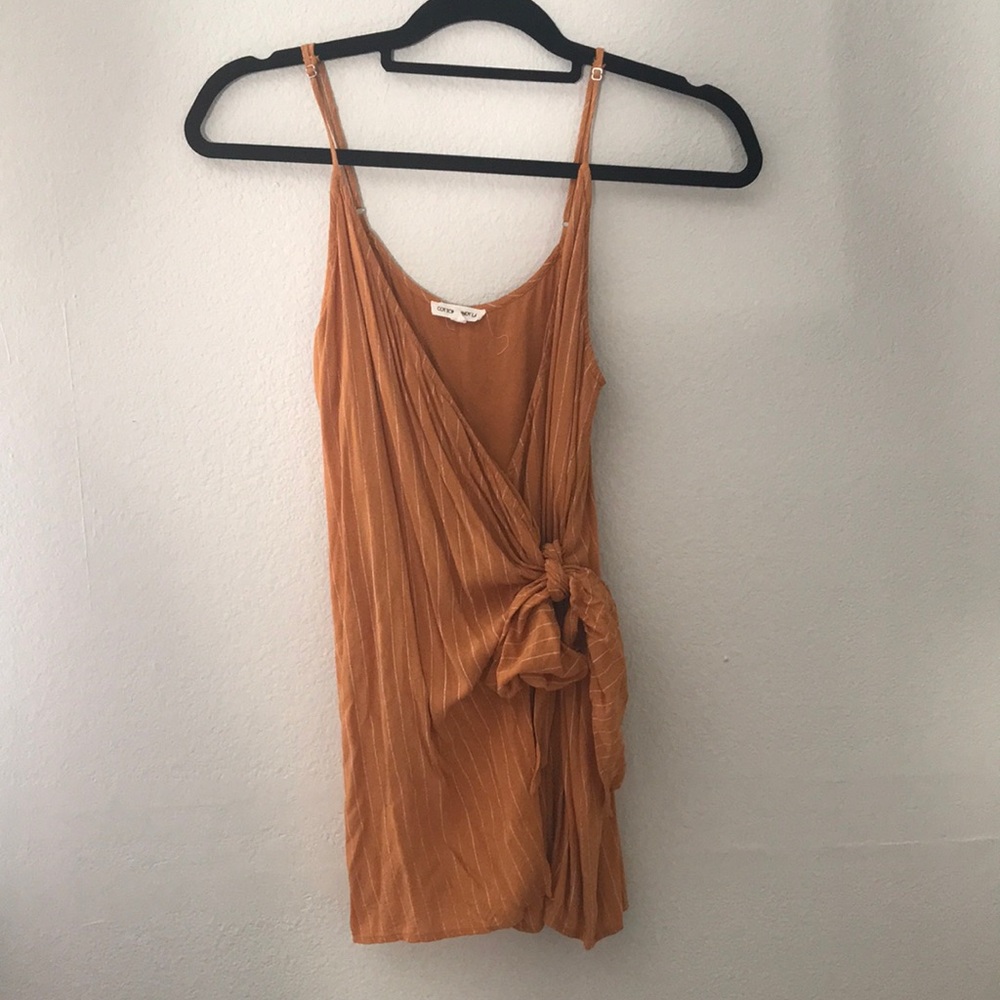 super cute orange stripped wrapped dress